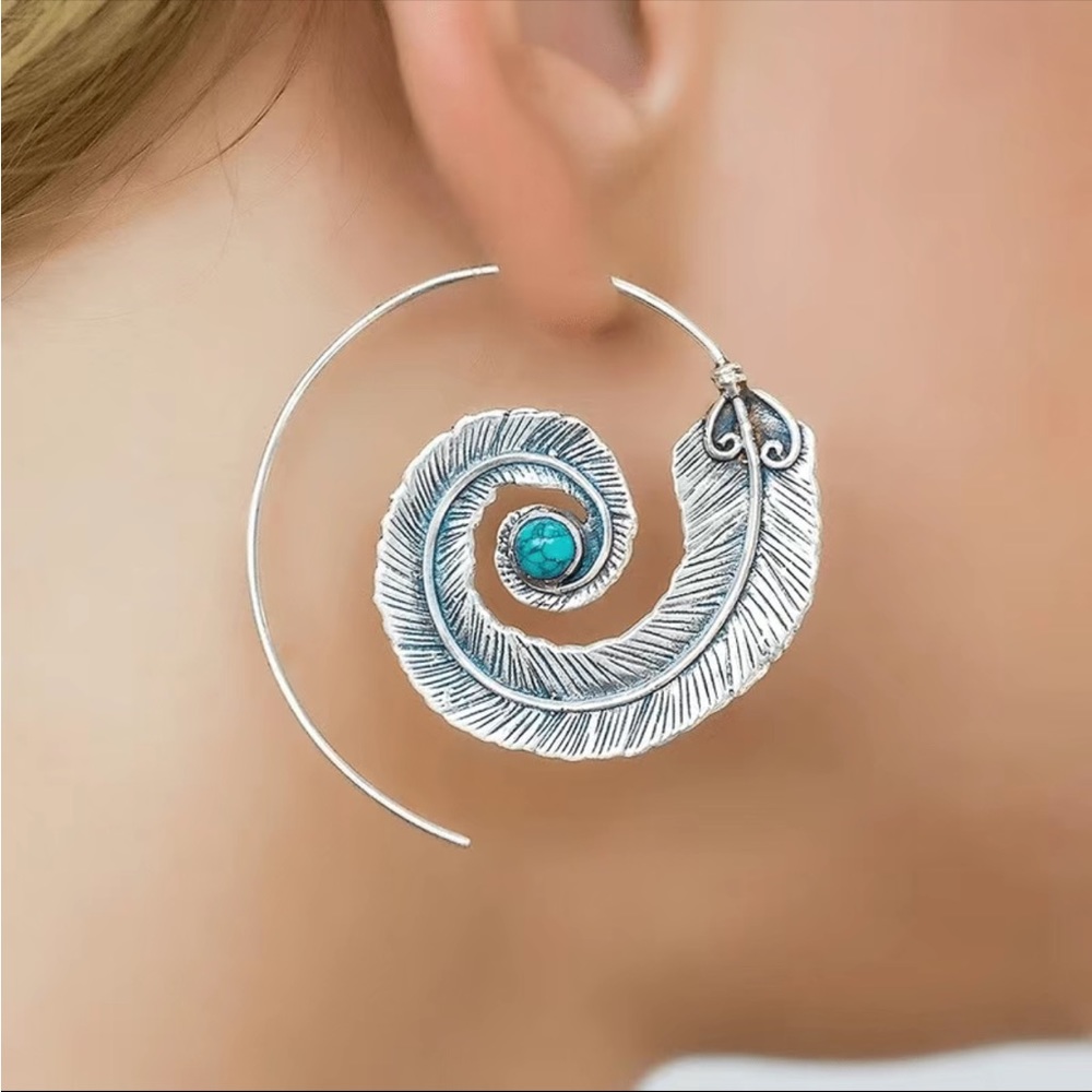New Lovely Unique Boho-Style Geometric Spiral Feather Earrings